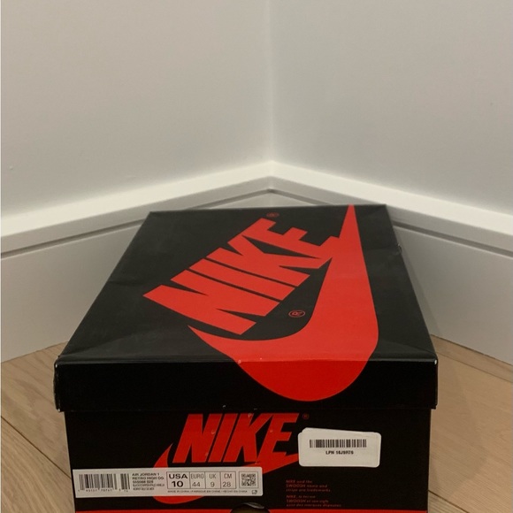 Jordan one shattered backboard 3.0 size 10 - Picture 4 of 7